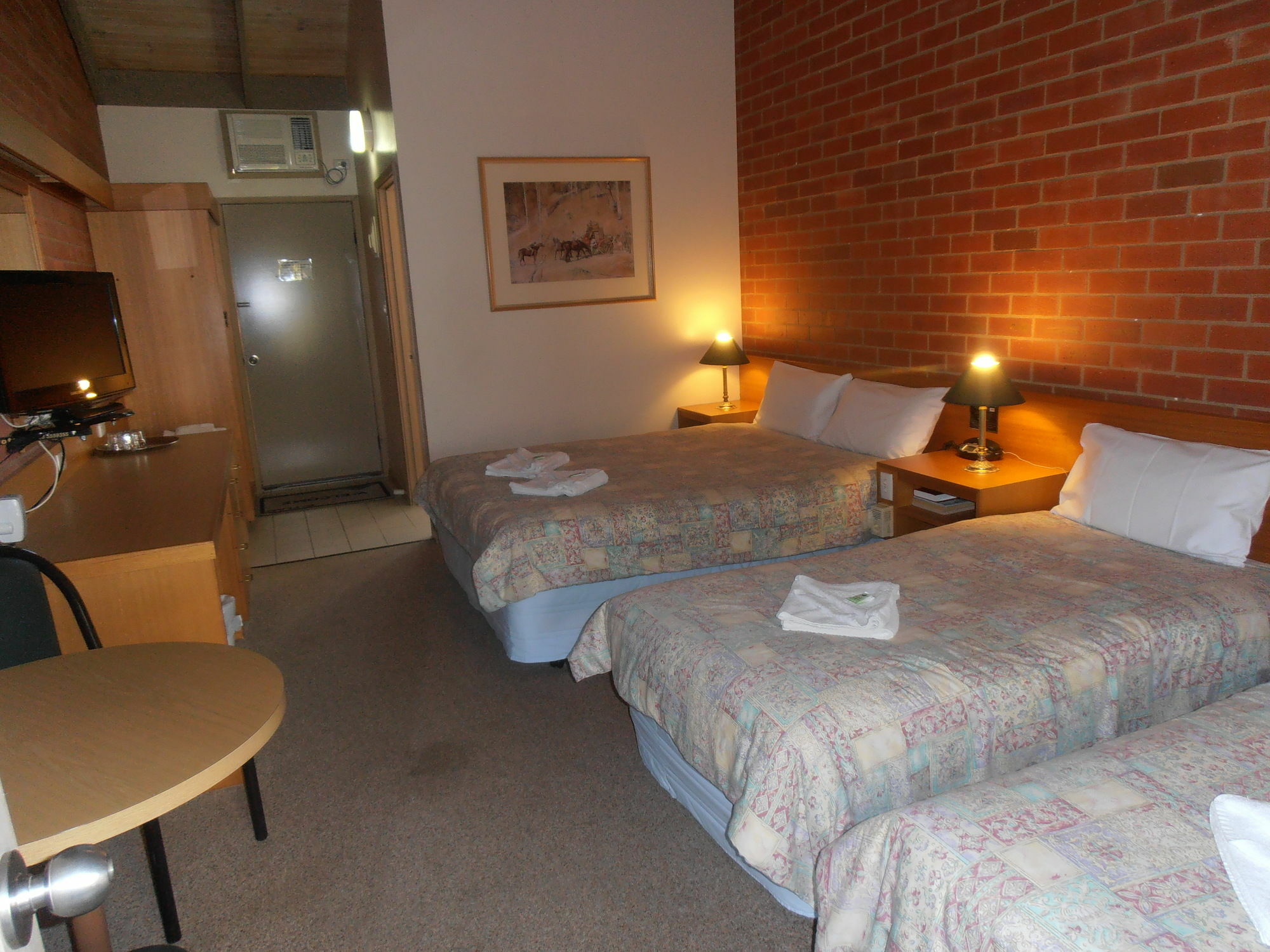 All Rivers Motor Inn Эчука Экстерьер фото